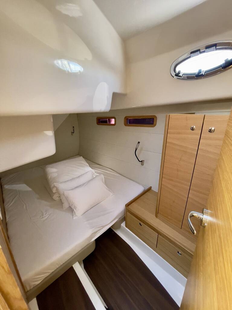 Adriana 44 FLY Baby Blue