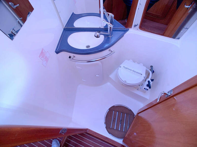 Bavaria 46 Cruiser Snoopy