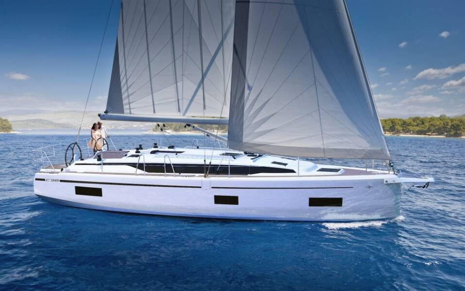 Bavaria C38 Petra