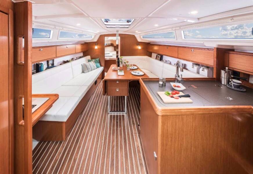 Bavaria Cruiser 34 Loop