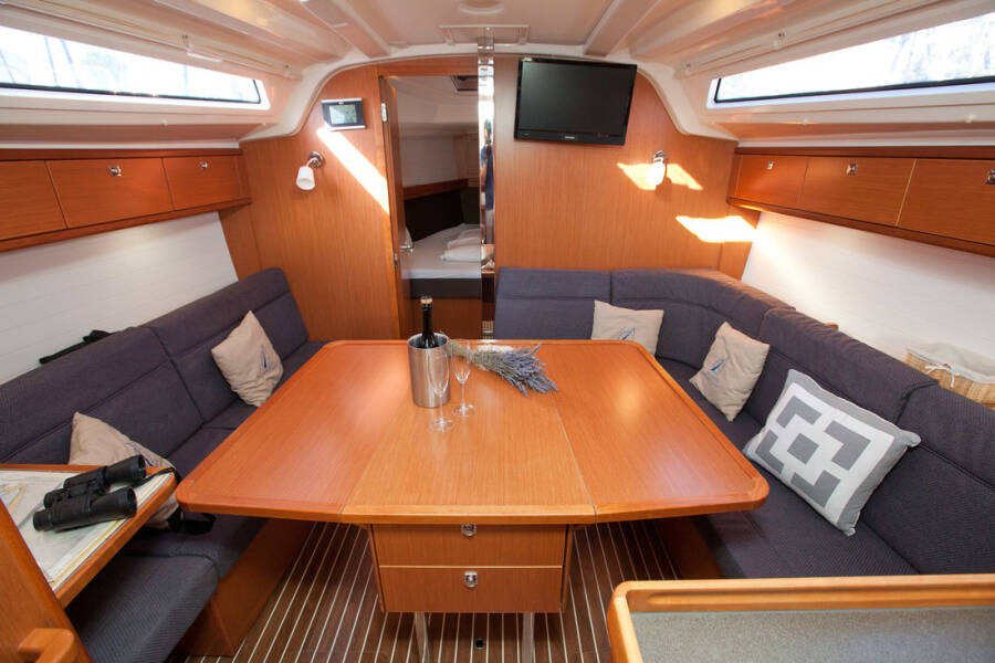 Bavaria Cruiser 37 Gospoja