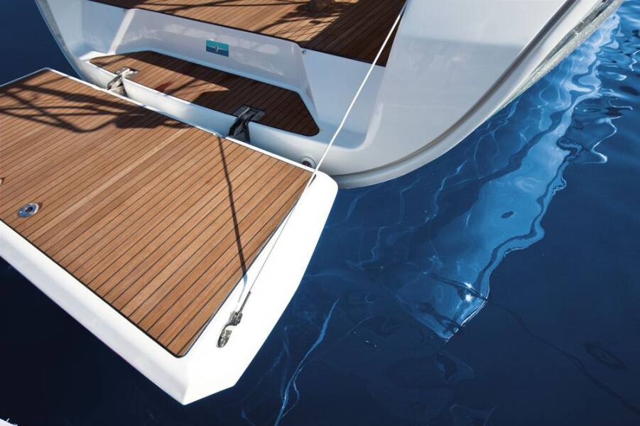 Bavaria Cruiser 37 Crypto