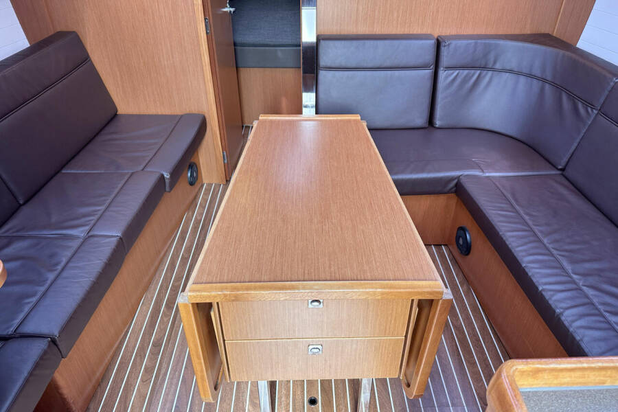 Bavaria Cruiser 37 Tiger