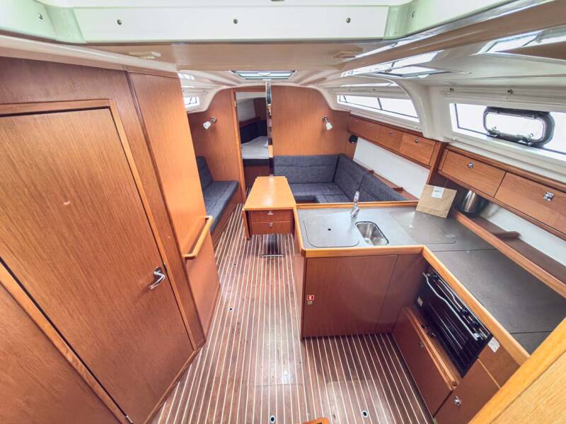 Bavaria Cruiser 37 Astravi