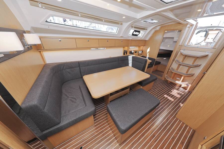 Bavaria Cruiser 41 Hemonaty