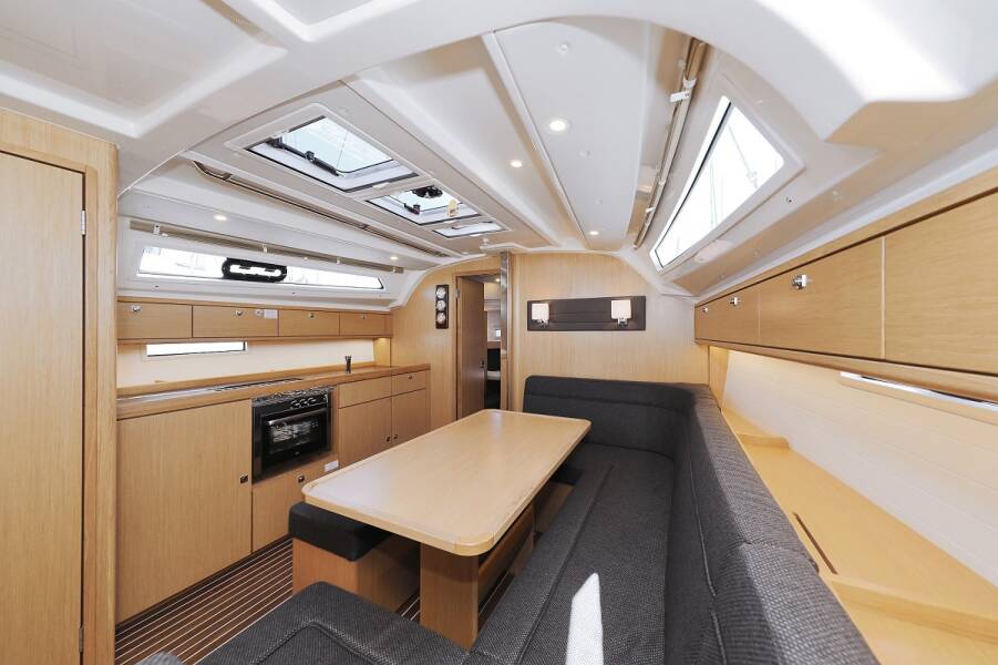 Bavaria Cruiser 41 Hemonaty