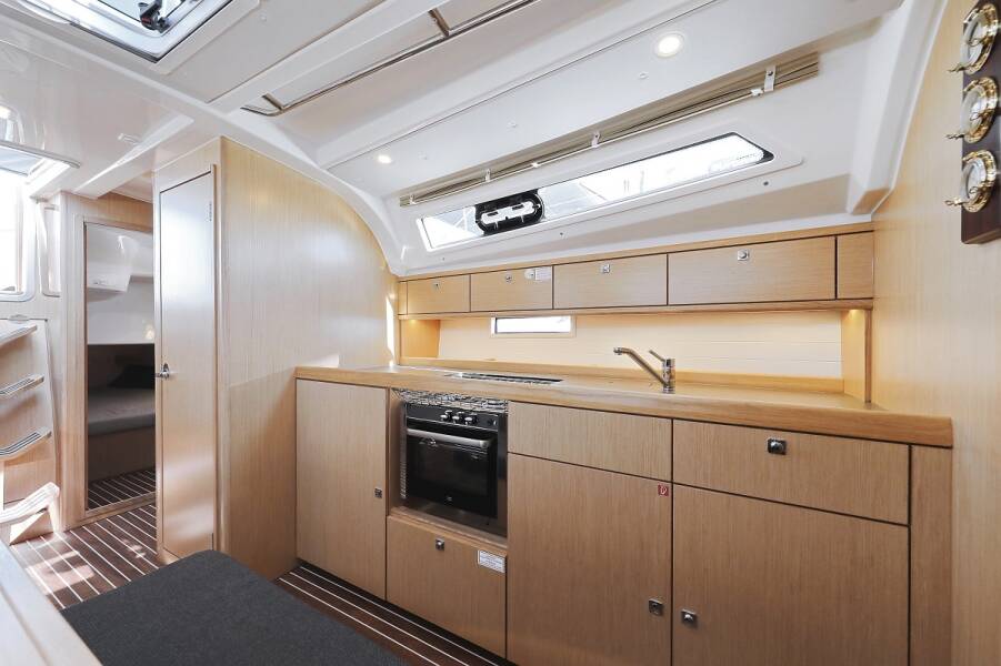 Bavaria Cruiser 41 Hemonaty