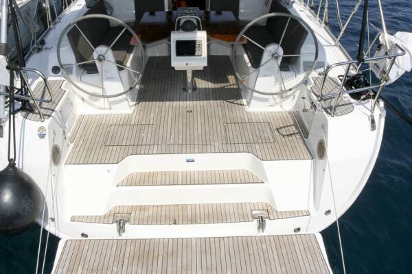 Bavaria Cruiser 46 Beef