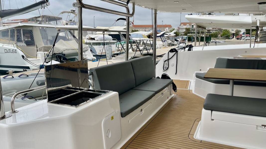 Dufour 48 Catamaran LoveMarine
