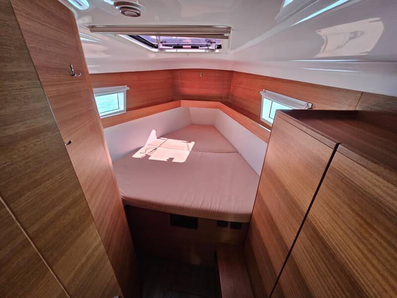 Elan Impression 45.1 HMS Magnolia