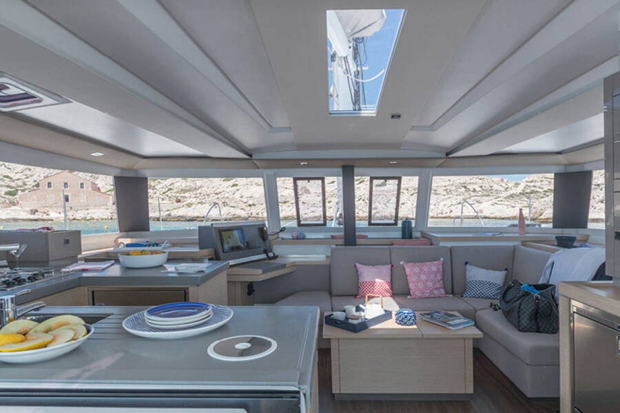 Fountaine Pajot Astrea 42 Quatuor Neza