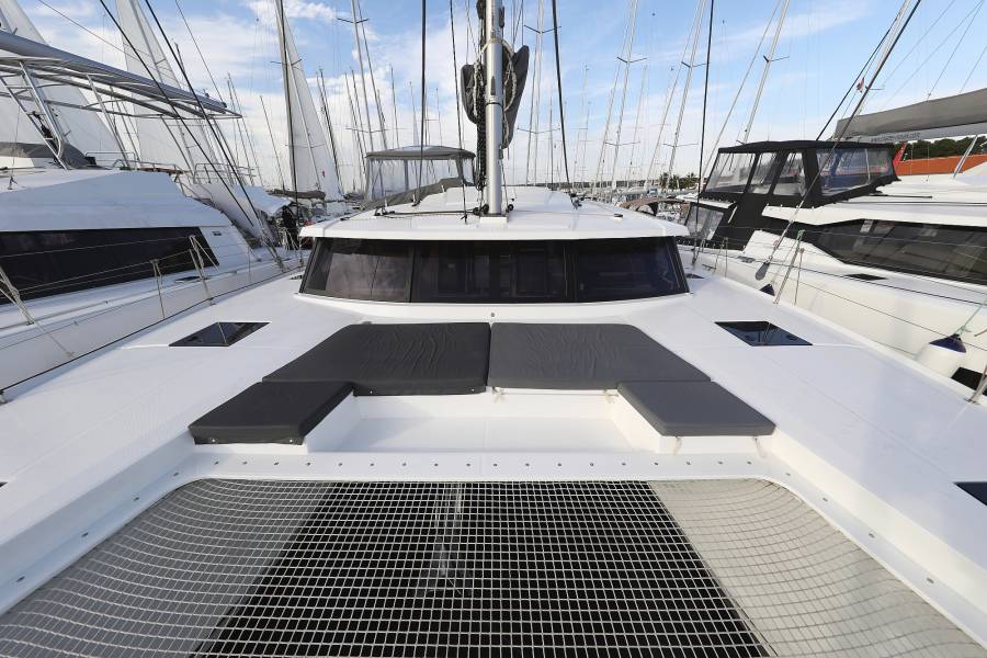 Fountaine Pajot Astrea 42 Discordia