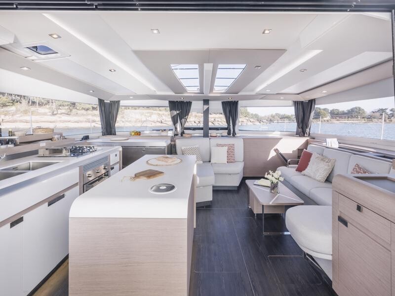 Fountaine Pajot Aura 51 Cosmos