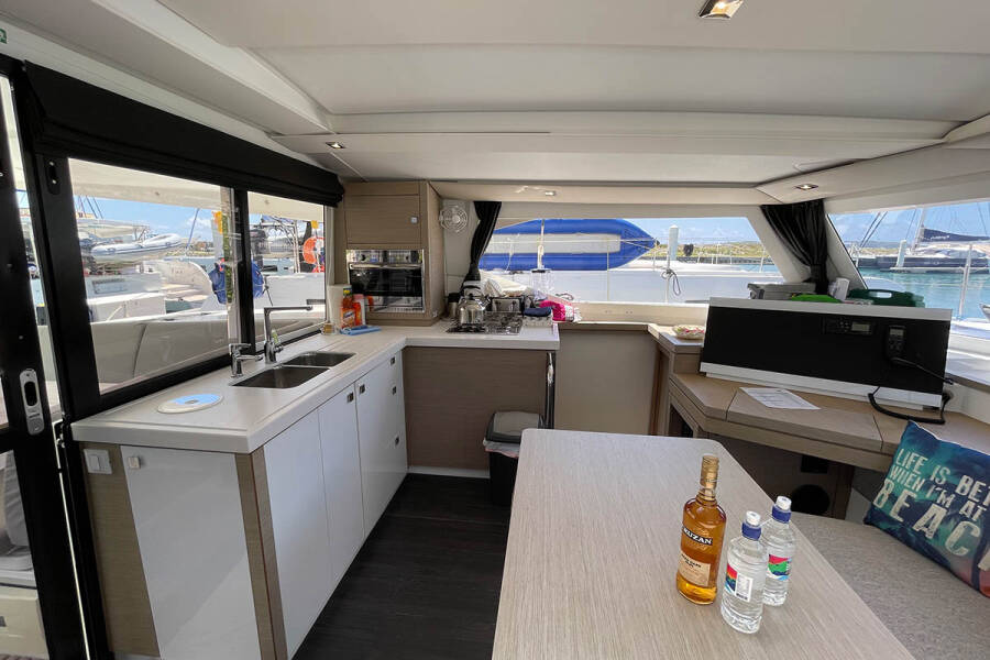 Fountaine Pajot Lucia 40 Jaxnjoe com