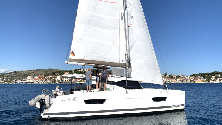 Fountaine Pajot Lucia 40 Leon