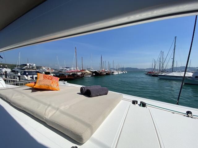 Fountaine Pajot Lucia 40 Kinara