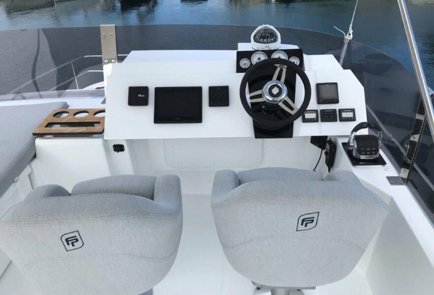 Fountaine Pajot MY 37 Thunderball