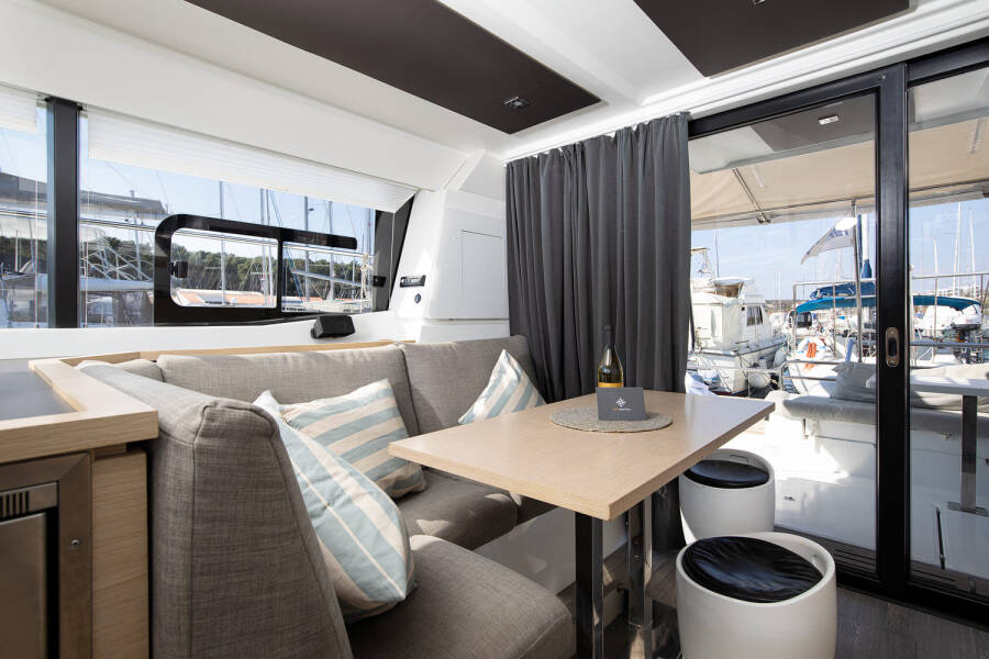 Fountaine Pajot MY 37 Mare Tortuga