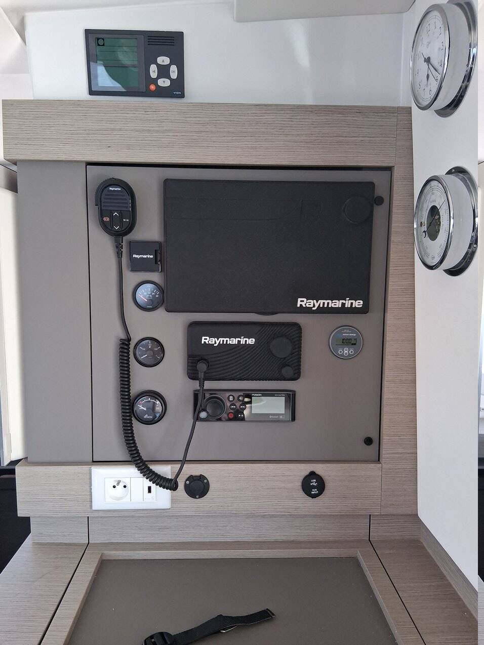 Fountaine Pajot MY4.S - Maestro Blue Champagne