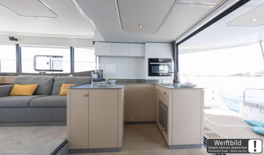 Fountaine Pajot MY6 Mamma Mia