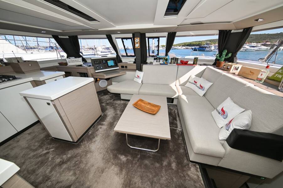 Fountaine Pajot Saona 47 Maestro Pandora I