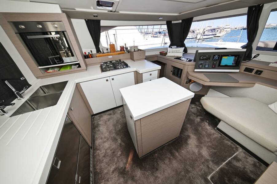 Fountaine Pajot Saona 47 Maestro Pandora I