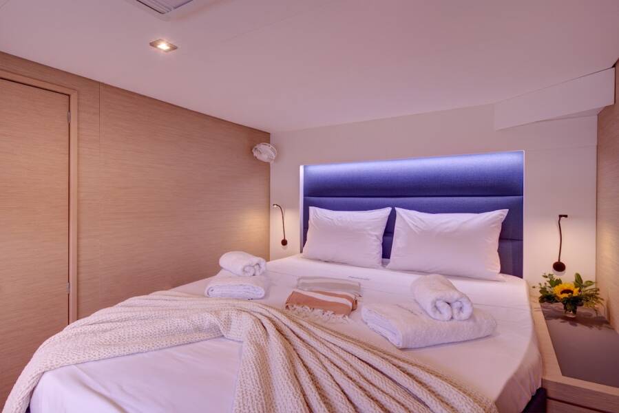 Fountaine Pajot Tanna 47 Helidoni