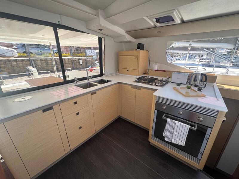 Fountaine Pajot Tanna 47 Amia