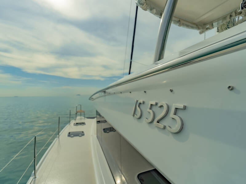 Island Spirit 525E IS525 Electric Catamaran