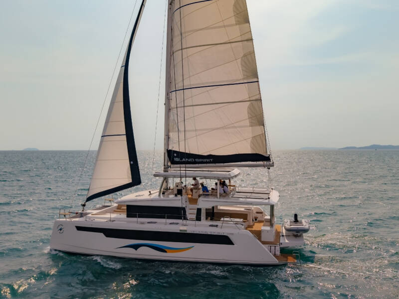 Island Spirit 525E IS525 Electric Catamaran