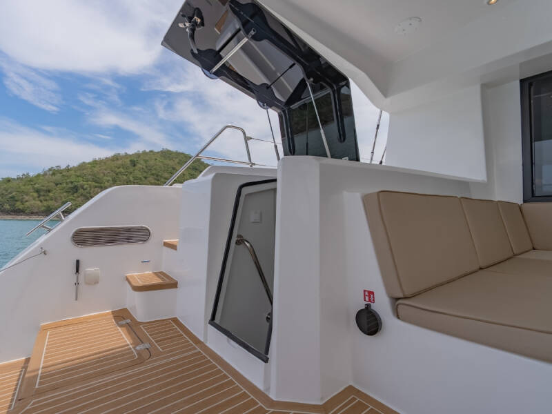 Island Spirit 525E IS525 Electric Catamaran