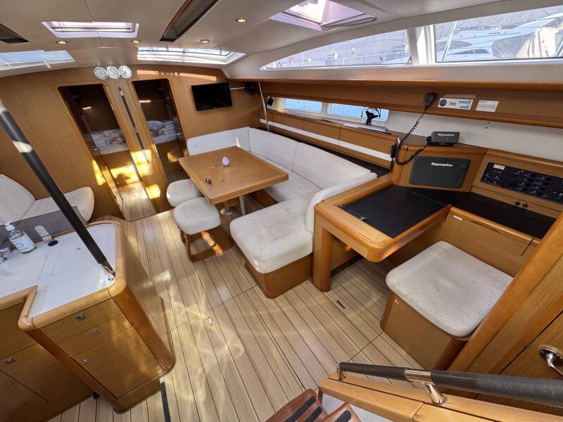 Jeanneau 53 Trinity