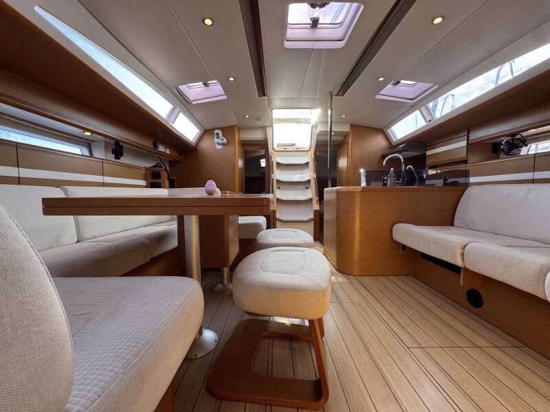 Jeanneau 53 Trinity