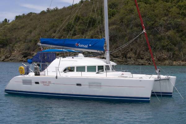 Lagoon 380 Queen Mia