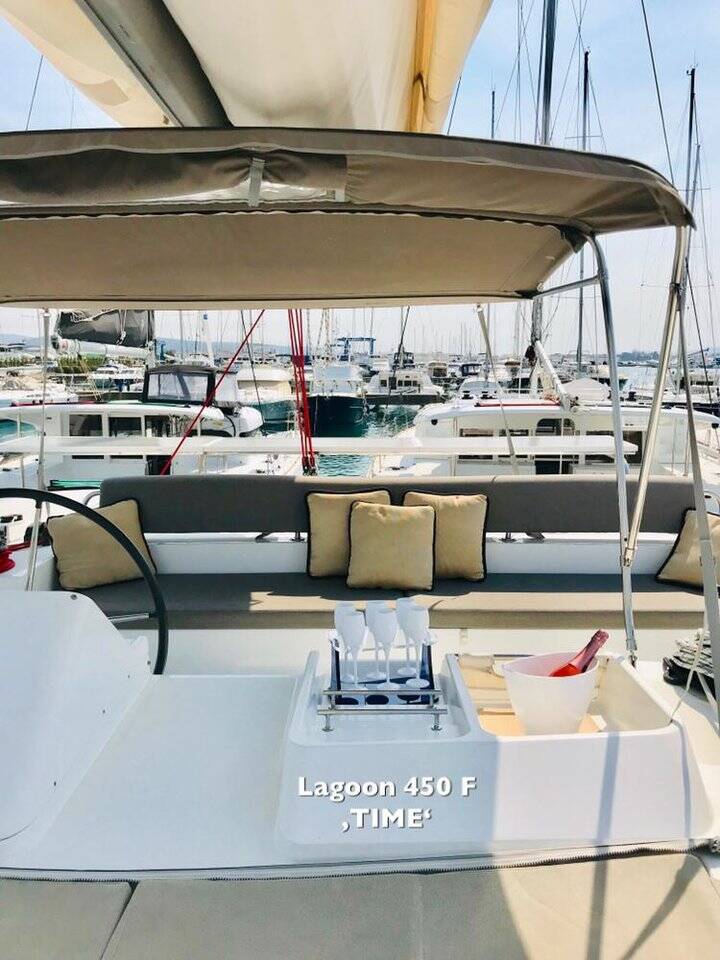 Lagoon 450 Time