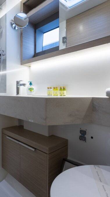 Lagoon 51 Twin Joy +