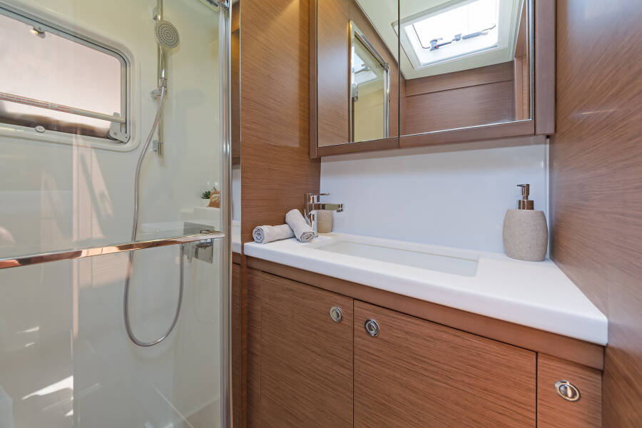 Lagoon 52 Summer Star