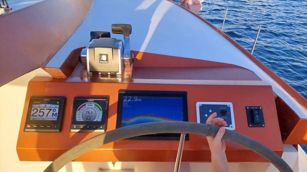 Luna 47 Power Orange