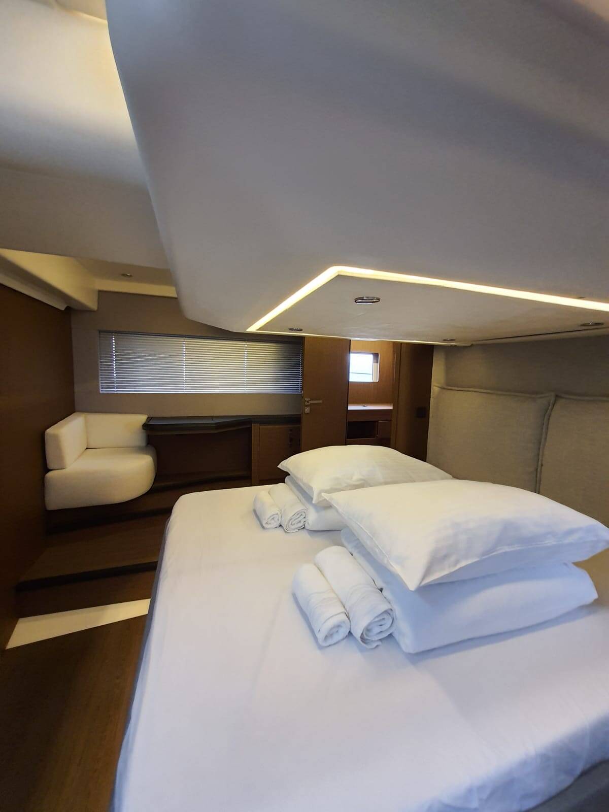 Monte Carlo 52 Nora