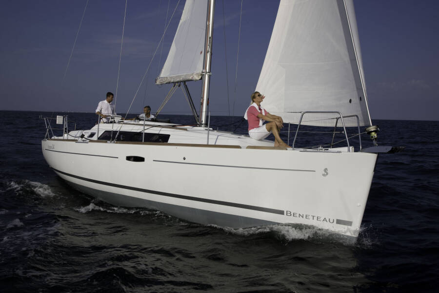 Oceanis 34 Seneca