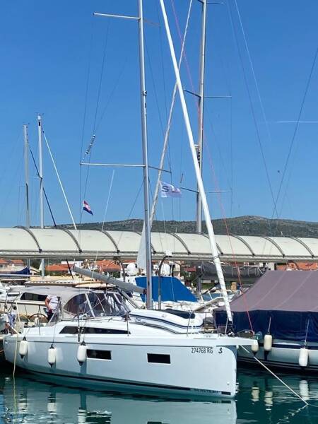 Oceanis 34.1 Ka Nani