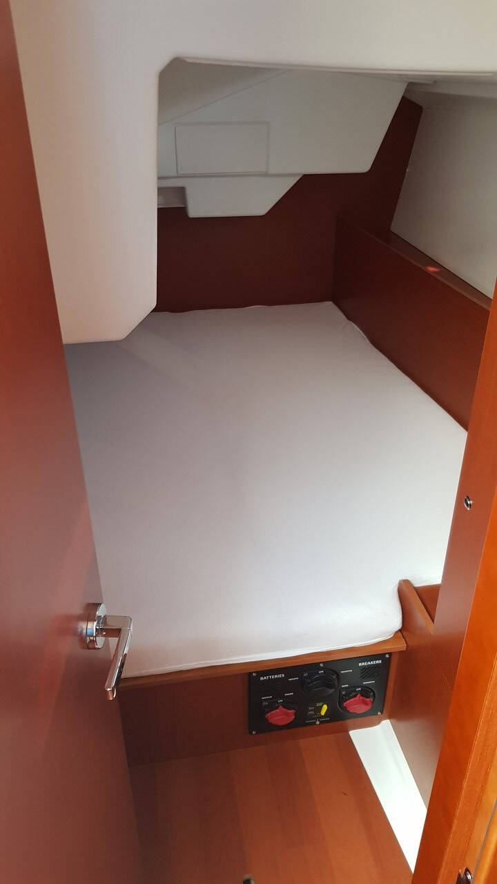 Oceanis 38.1 Aga