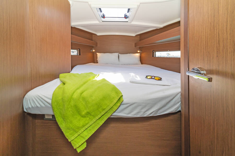 Oceanis 40.1 Roza