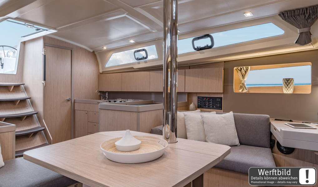 Oceanis 40.1 Namaka Ekolu