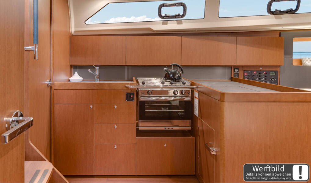 Oceanis 40.1 Namaka Ekolu