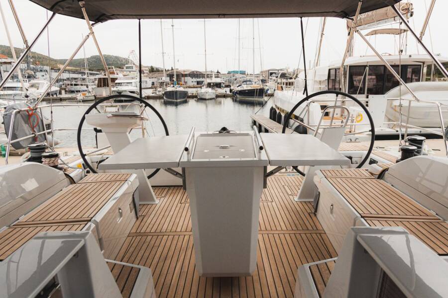 Oceanis 51.1 Panthata