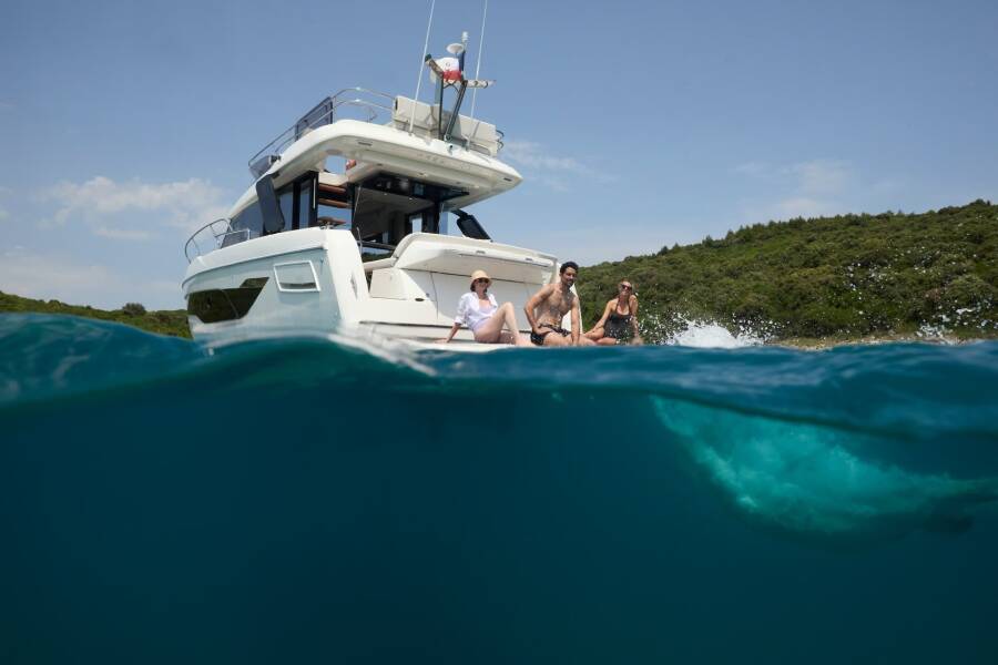 Prestige F4.3 Mr. 77