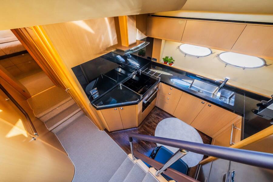 Princess V78 Gitana II