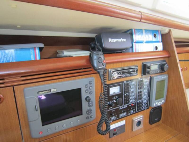 Sun Odyssey 32i 