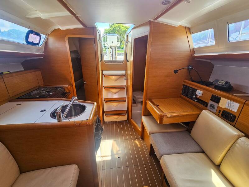 Sun Odyssey 33i Energy